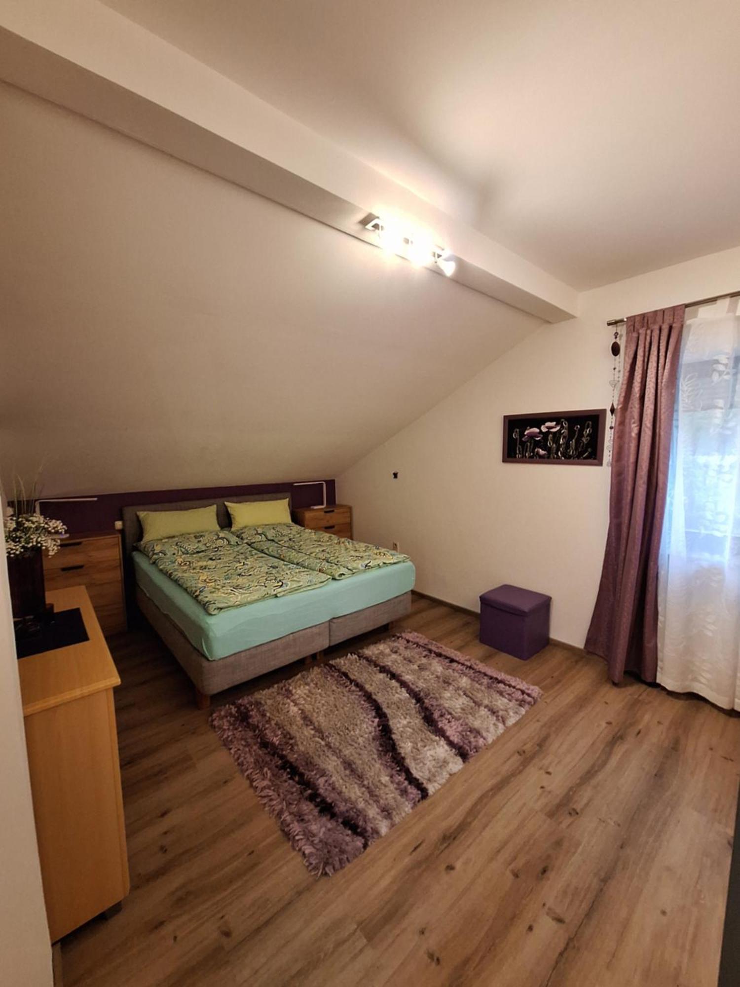 Ferienwohnung Schicker กมุนเดน ภายนอก รูปภาพ