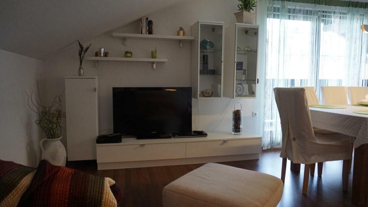 Ferienwohnung Schicker กมุนเดน ภายนอก รูปภาพ